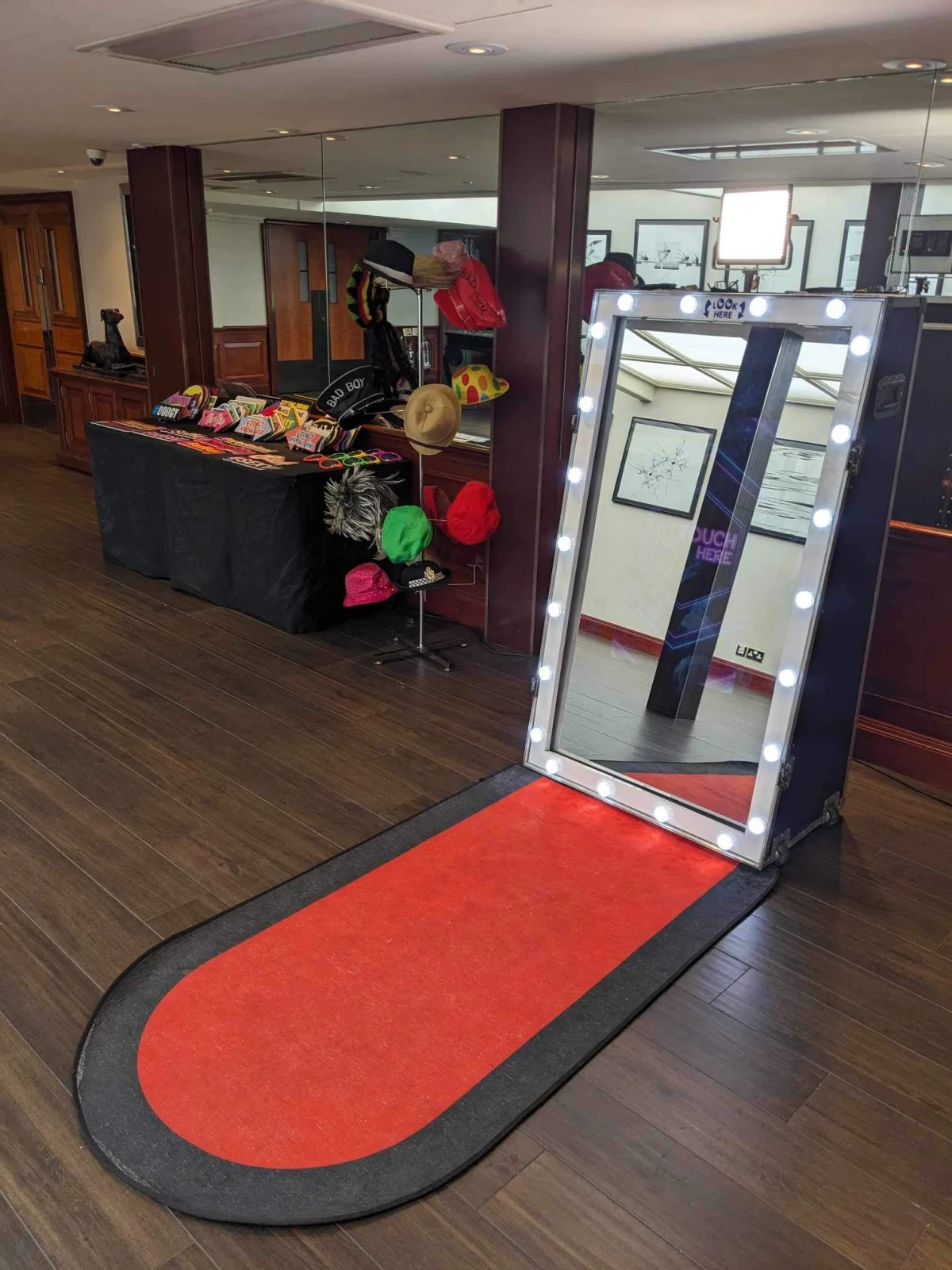 Magic Mirror Hire Gallery media 4